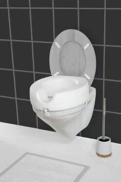 Wenko Secura Toiletzitting Verhoging Wit 14 Wenko Secura Toiletzitting Verhoging Wit -hotbath winkel 17950100 en 05