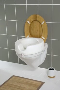 Wenko Secura Toiletzitting Verhoging Wit 15 Wenko Secura Toiletzitting Verhoging Wit -hotbath winkel 17950100 en 06