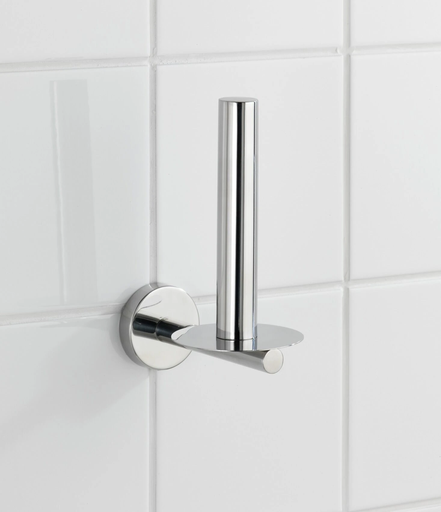 Wenko Bosio Reserverolhouder RVS Glanzend 5 Wenko Bosio Reserverolhouder RVS Glanzend - Afbeelding 3