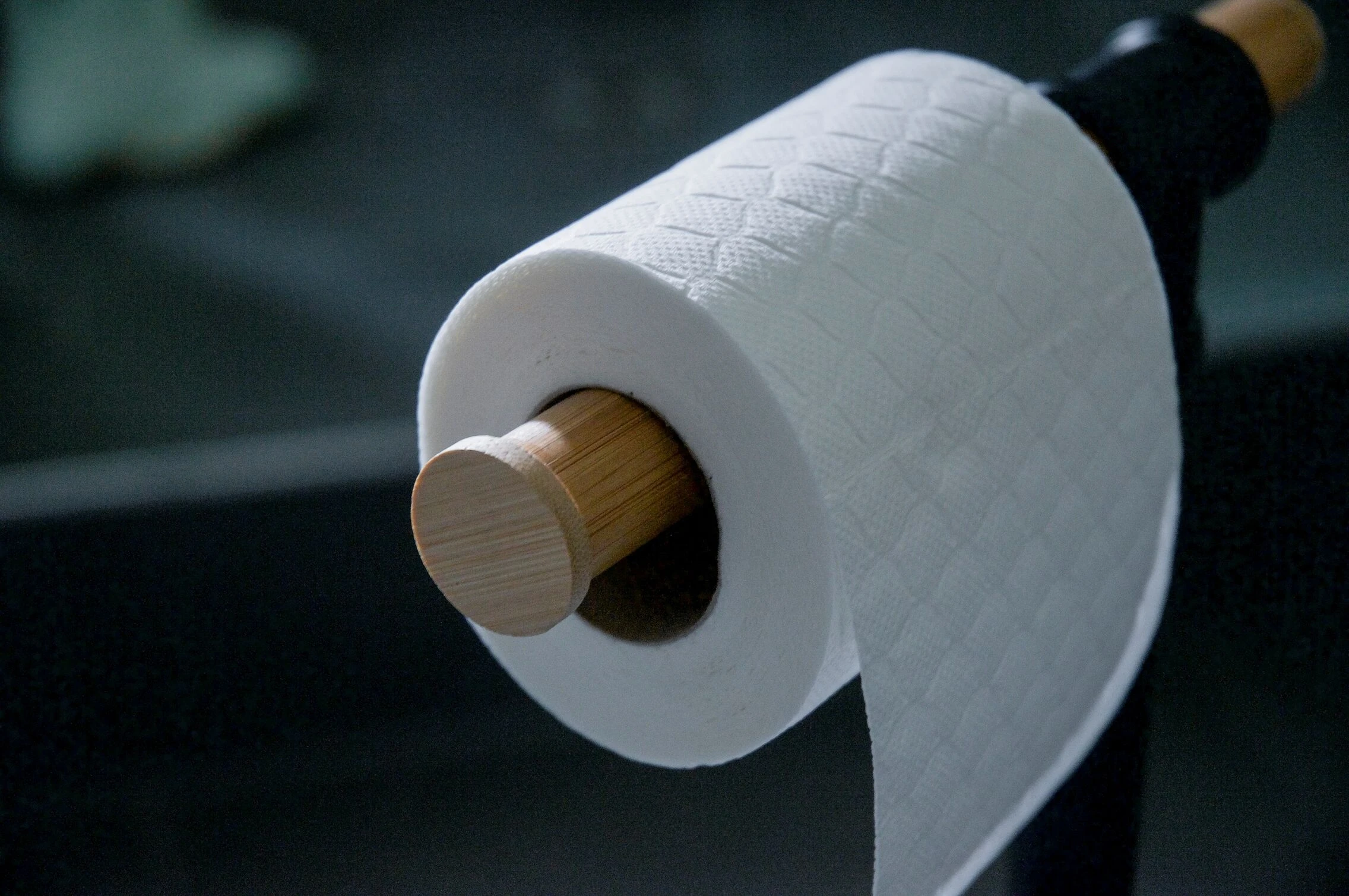 Wenko Forli Wc-boy Zwart/bamboe 11 Wenko Forli Wc-boy Zwart/bamboe - Afbeelding 9