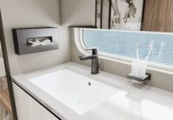 Hansgrohe AddStoris Tandenborstelhouder Zwart Chroom Geborsteld 7 Hansgrohe AddStoris Tandenborstelhouder Zwart Chroom Geborsteld -hotbath winkel hansgrohe addstoris tandenborstelhouder zwart chroom geborsteld 1259106 2