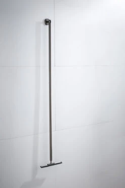 Saniclear Iron Douche Accessoiresset Met Wissers En Shampoohouder Verouderd Ijzer - Gunmetal -hotbath winkel saniclear iron douche accessoiresset met wissers en shampoohouder verouderd ijzer gunmetal sk39595 3