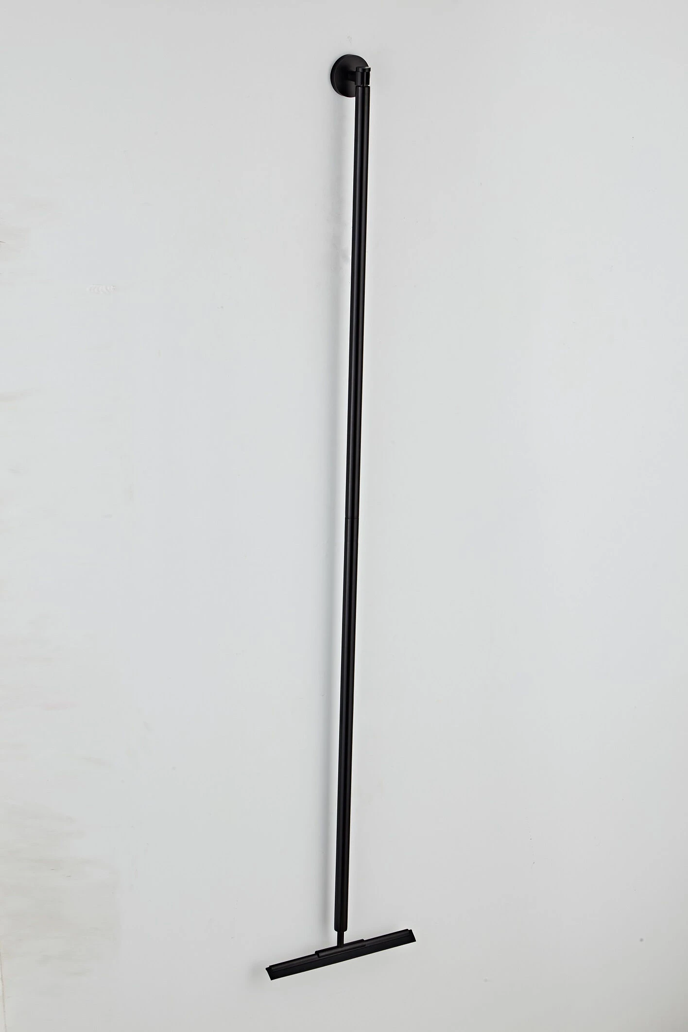 Saniclear Nero Douche Accessoiresset Met Wissers En Shampoohouder Zwart Mat 4 Saniclear Nero Douche Accessoiresset Met Wissers En Shampoohouder Zwart Mat - Afbeelding 2